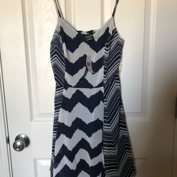 FIRE LOS ANGELES DRESS - Picture 2 of 3